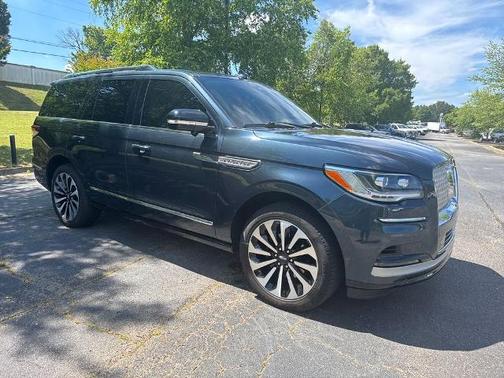 FLIGHT BLUE METALLIC CLEARC 2024 Lincoln Navigator RESERVE