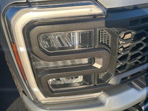 2023 Ford F-350 LARIAT SUPER DUTY