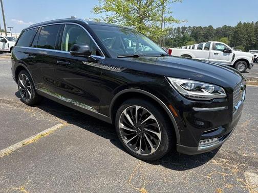 INFINITE BLACK MET CC 2022 Lincoln Aviator RESERVE