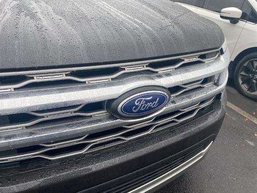 2024 Ford Expedition PLATINUM