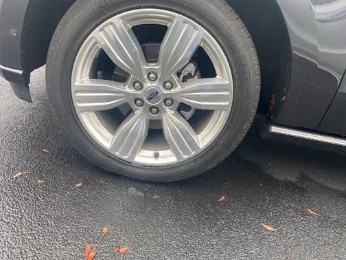 2024 Ford Expedition PLATINUM