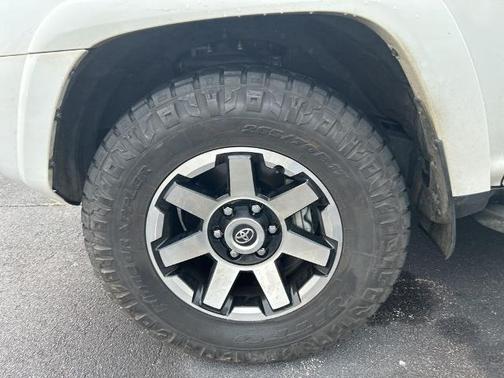 2024 Toyota 4Runner TRD OFF ROAD PREMIUM