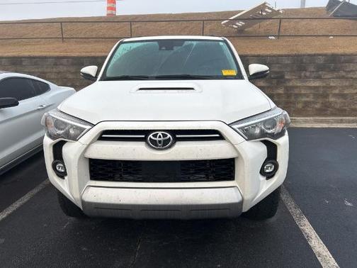 2024 Toyota 4Runner TRD OFF ROAD PREMIUM