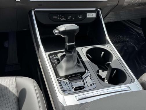 2025 Kia Carnival EX