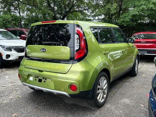 2019 Kia Soul +