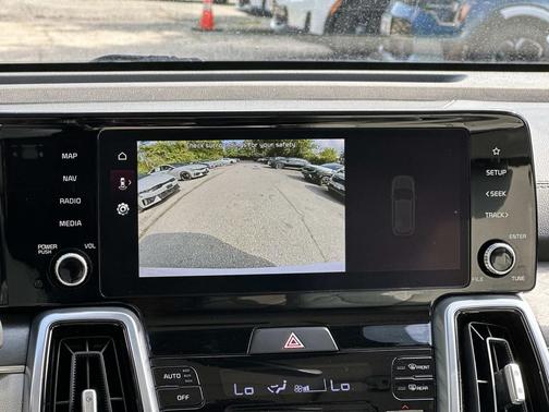 Glacial White Pearl 2022 Kia Sorento SX
