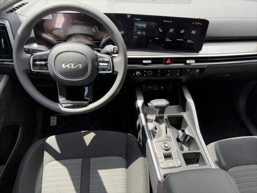 2025 Kia Sorento LX
