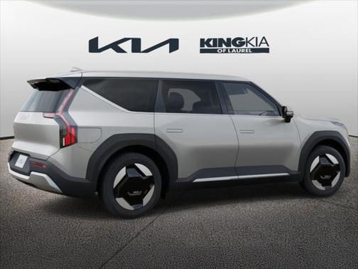 2026 Kia EV9 Light Long Range