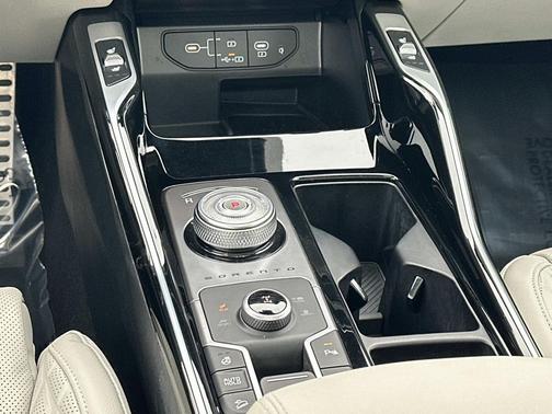 Volcanic Sand 2025 Kia Sorento Hybrid SX Prestige