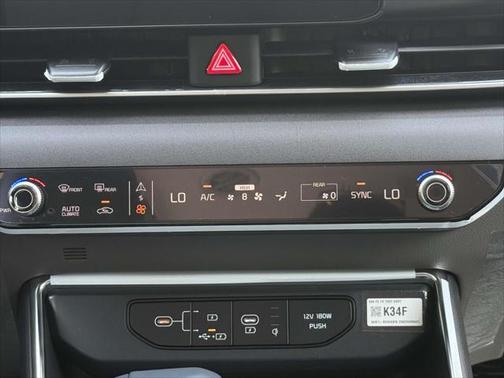 2025 Kia Carnival EX