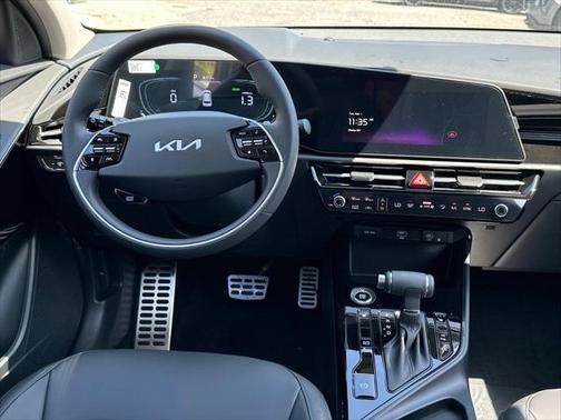 2025 Kia Niro Touring