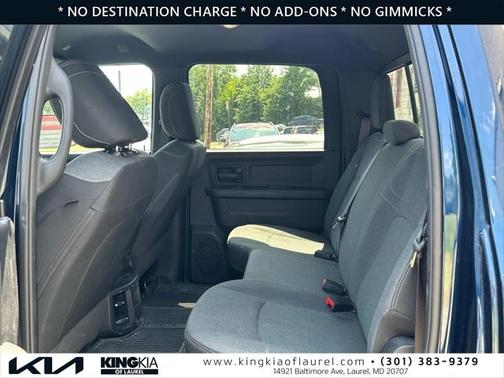 2022 RAM 2500 Tradesman Crew Cab 4x4 6'4' Box