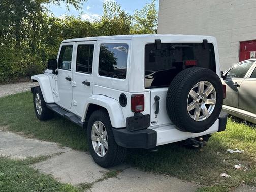 2016 Jeep Wrangler Unlimited Sahara