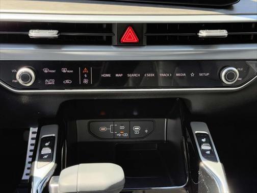 2025 Kia Sorento SX