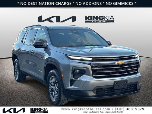 2024 Chevrolet Traverse LT