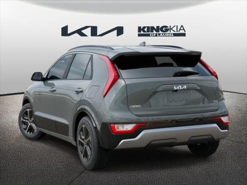 2025 Kia Niro SX