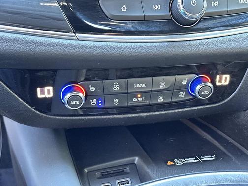 2022 Buick Enclave AWD Premium