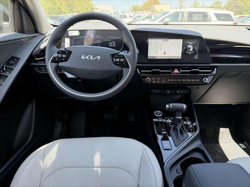 2025 Kia Niro EX