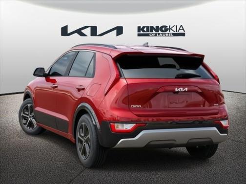 2025 Kia Niro SX