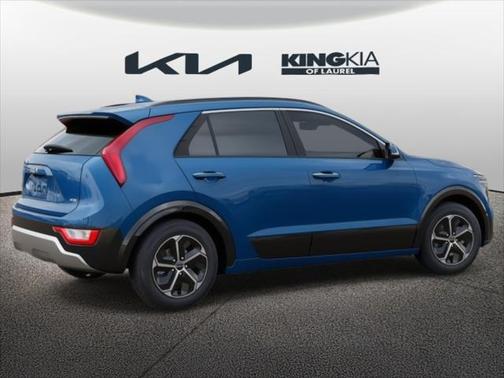 2025 Kia Niro SX