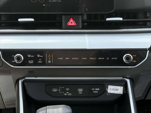 2025 Kia Carnival LXS