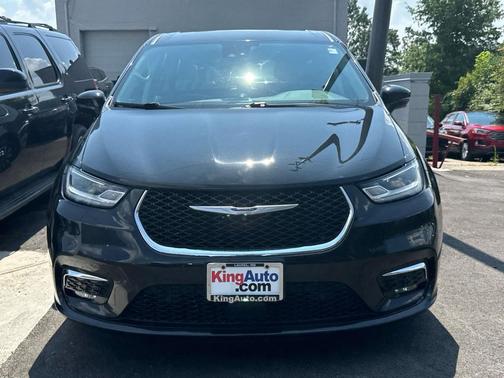2022 Chrysler Pacifica Hybrid Touring L