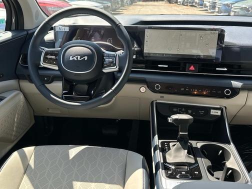 2025 Kia Carnival EX