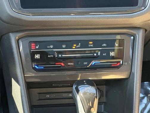 2024 Volkswagen Tiguan 2.0T SE 4MOTION