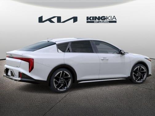 White Pearl 2026 Kia K4 GT-Line
