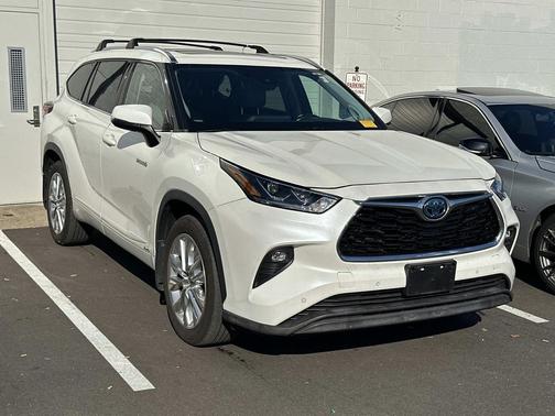 2021 Toyota Highlander Hybrid Limited