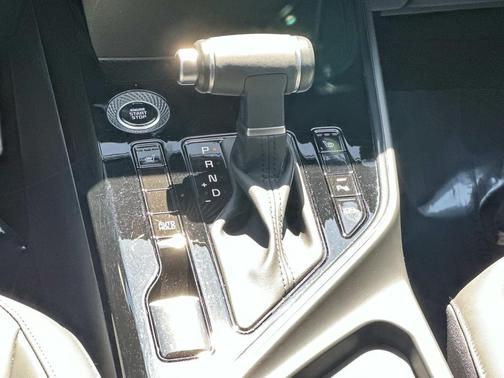 Aurora Black 2024 Kia Niro Touring