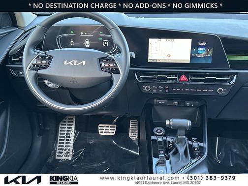 Aurora Black 2024 Kia Niro Touring