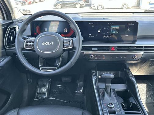 Glacial White Pearl 2025 Kia Sorento EX
