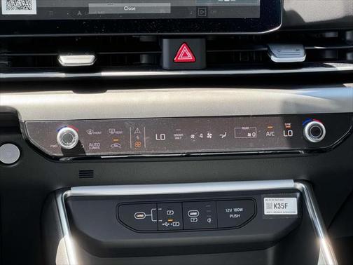 2025 Kia Carnival Hybrid SX Prestige
