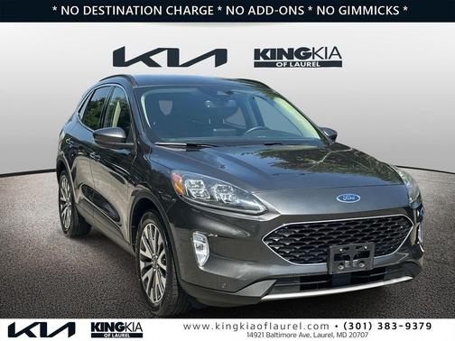 2020 Ford Escape Titanium