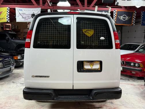 2017 Chevrolet Express 2500 Work Van