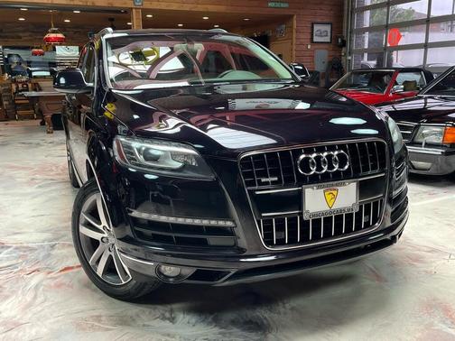 Black 2014 Audi Q7 3.0T Premium Plus