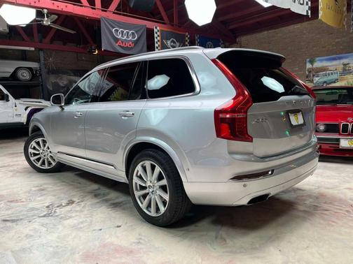 Bright Silver Metallic 2018 Volvo XC90 T6 Inscription