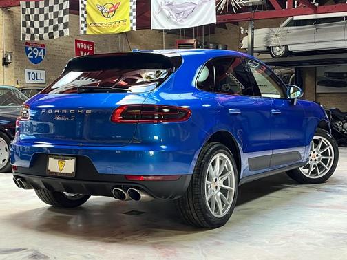 2016 Porsche Macan S