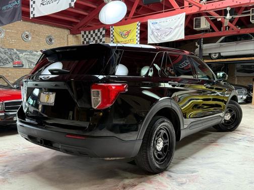 2021 Ford Utility Police Interceptor Base