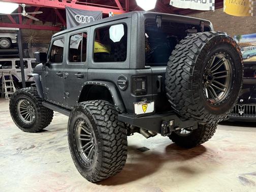 2023 Jeep Wrangler Rubicon 392