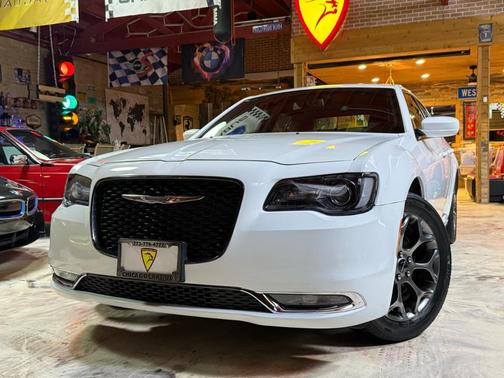2017 Chrysler 300 S