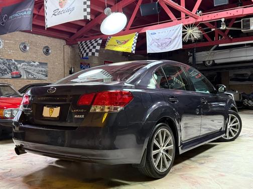 2013 Subaru Legacy 2.5i Sport