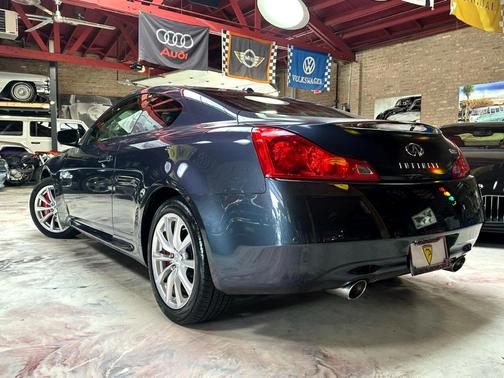 2012 INFINITI G37x Base
