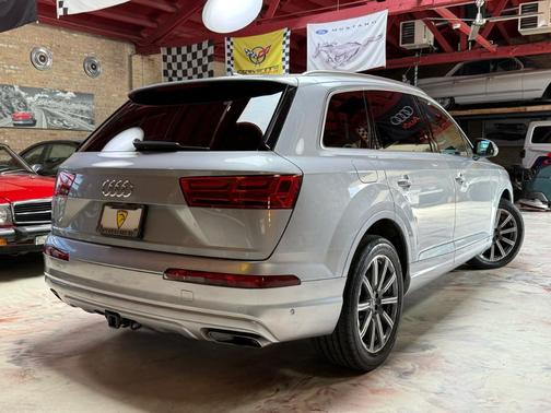 2019 Audi Q7 55 Prestige