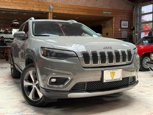 Gray 2020 Jeep Cherokee Limited