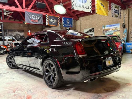 2020 Chrysler 300 S