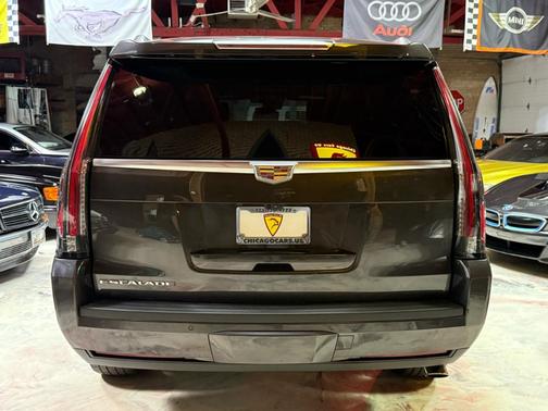 2017 Cadillac Escalade Platinum