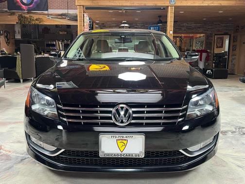 Black 2014 Volkswagen Passat 2.0L TDI SE