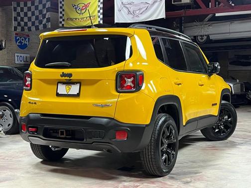2016 Jeep Renegade Trailhawk